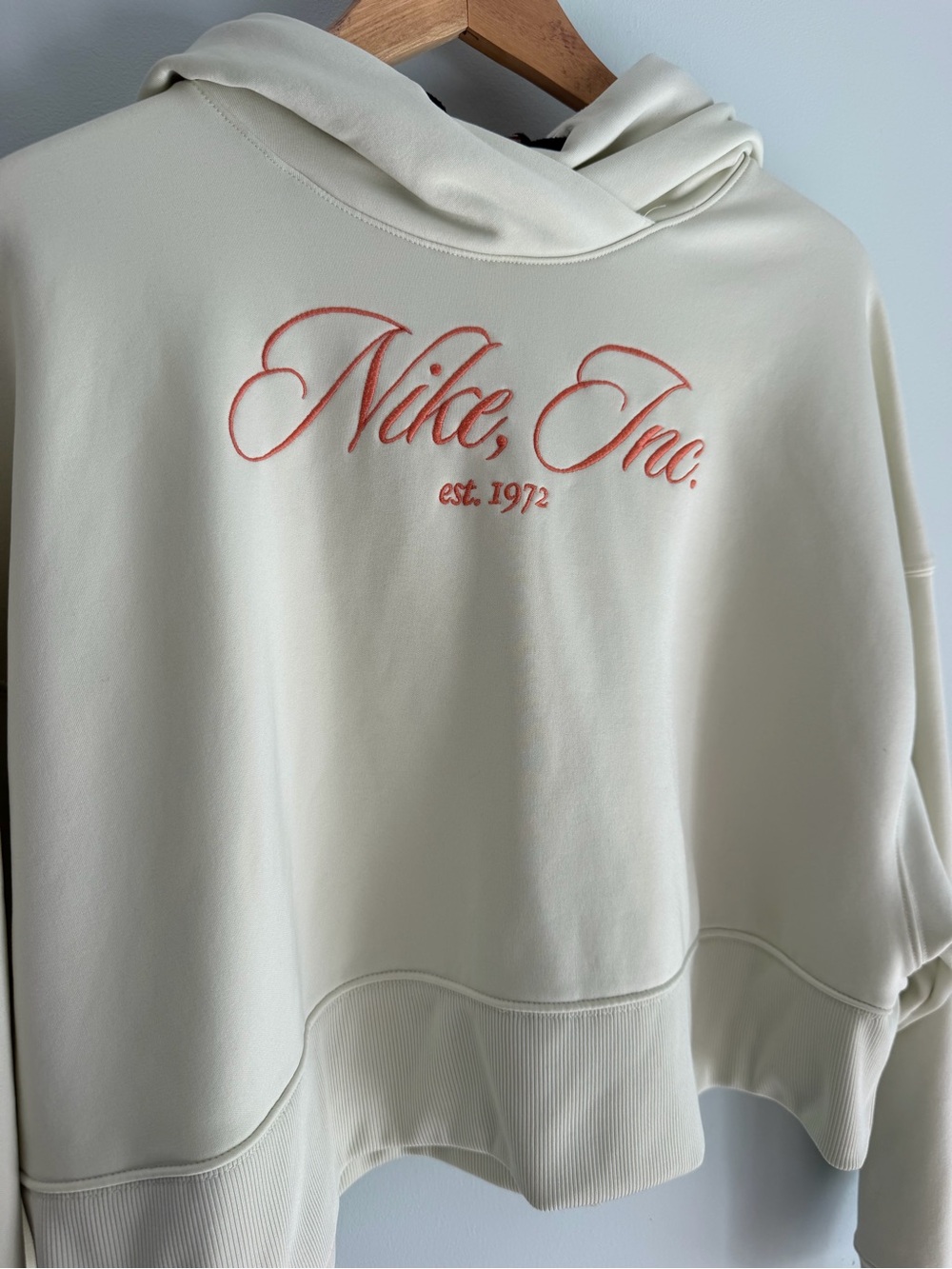 Nike Cropped Cream Hoodie with Pink Embroidered Hit . Women’s Large
